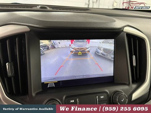 Used 2020 GMC Terrain SLT w/ Preferred Package AWD/4WD image 19