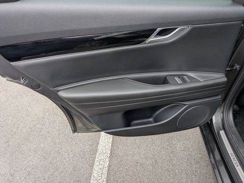 Used 2023 Genesis G80 2.5T image 25