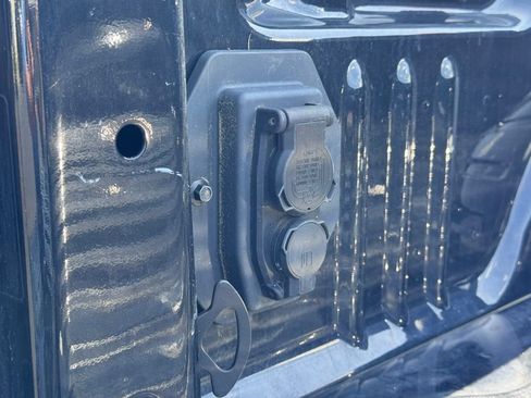Used 2024 Ford F250 Platinum AWD/4WD image 36
