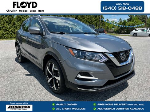 Used 2022 Nissan Rogue Sport SL AWD/4WD image 1