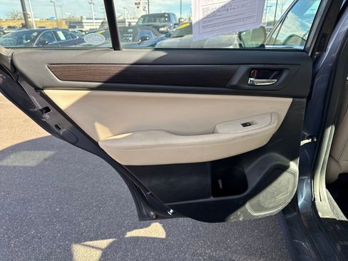 Used 2017 Subaru Legacy 3.6R Limited image 40