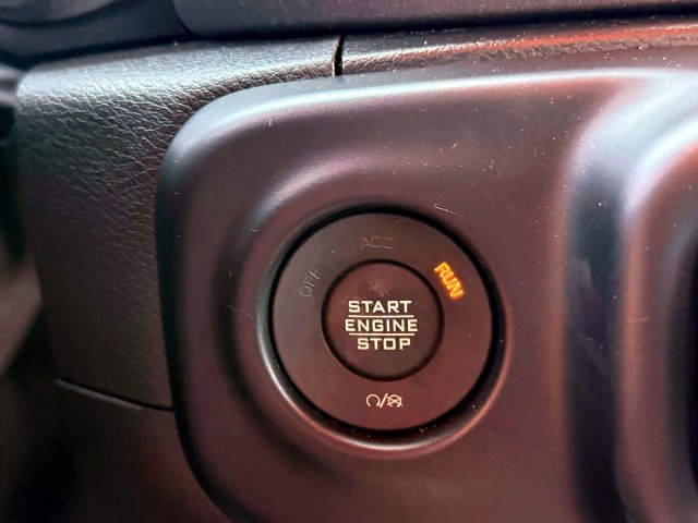 Used 2022 Jeep Gladiator Mojave AWD/4WD image 24