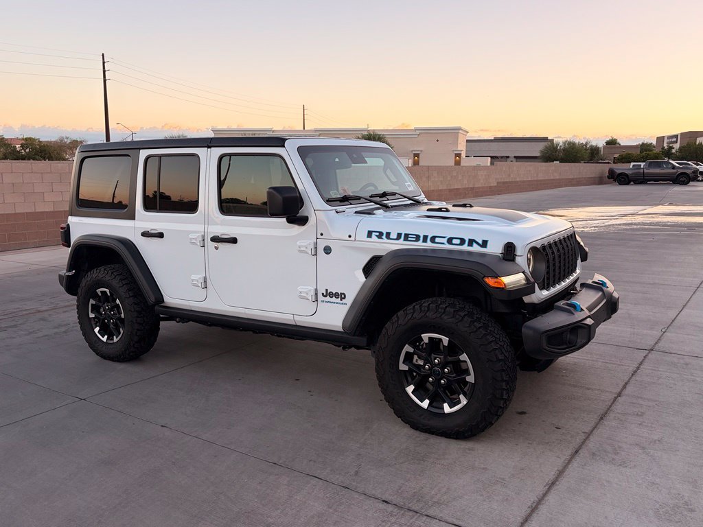 Used 2024 Jeep Wrangler Unlimited Rubicon 4xe w/ Safety Group AWD/4WD image 4