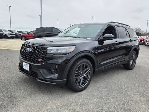 New 2026 Ford Explorer ST w/ Sun And Sound Package image 31