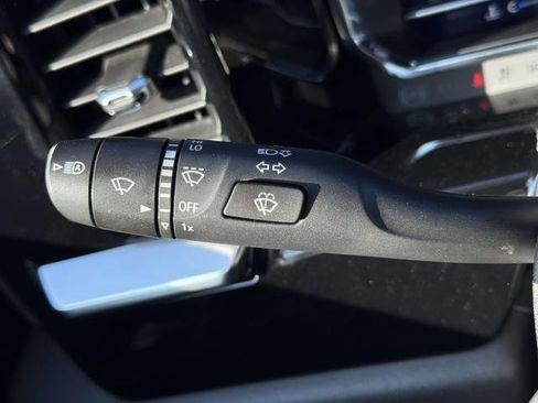 Used 2022 Chevrolet Silverado 1500 LT Trail Boss w/ LT Trail Boss Premium Package image 21