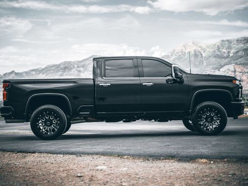 Used 2004 Chevrolet SSR image 38