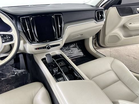 Used 2024 Volvo S60 B5 Plus FWD image 18