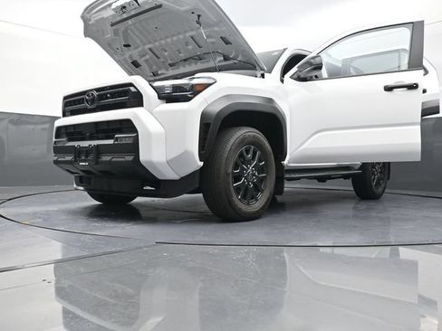 Used 2026 Toyota 4Runner SR5 AWD/4WD image 41