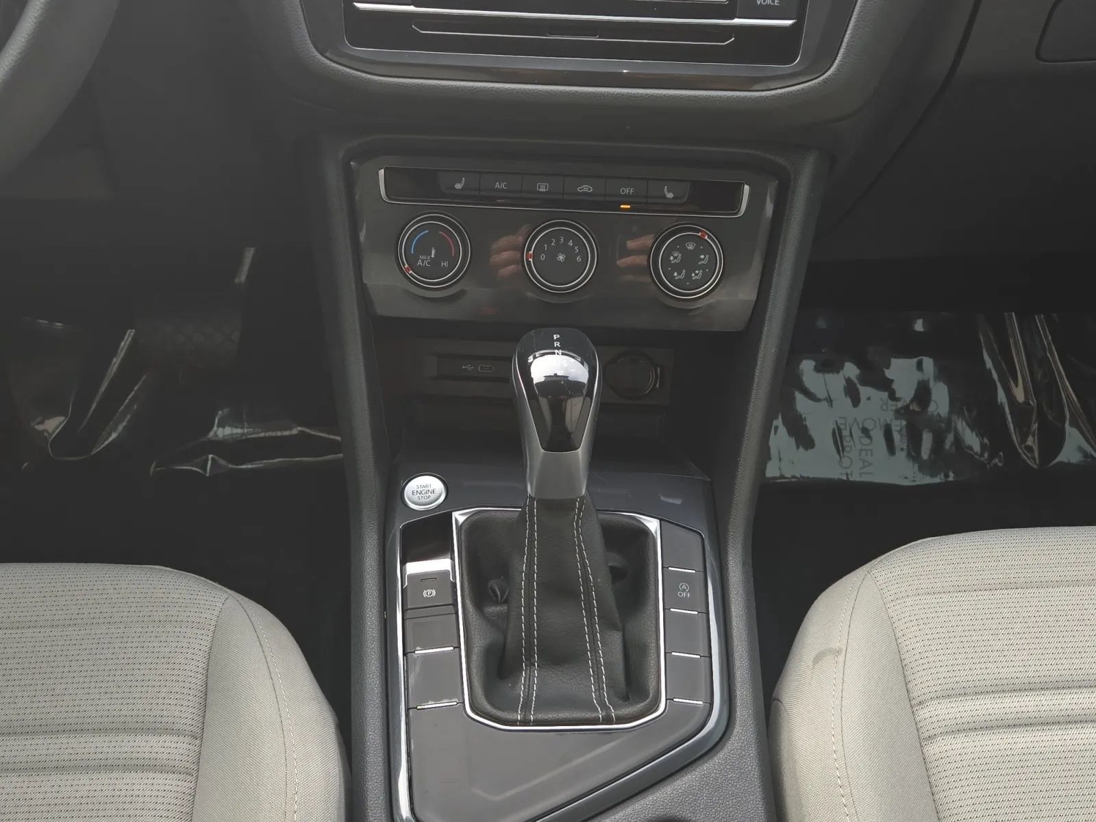 Used 2022 Volkswagen Tiguan S FWD image 18