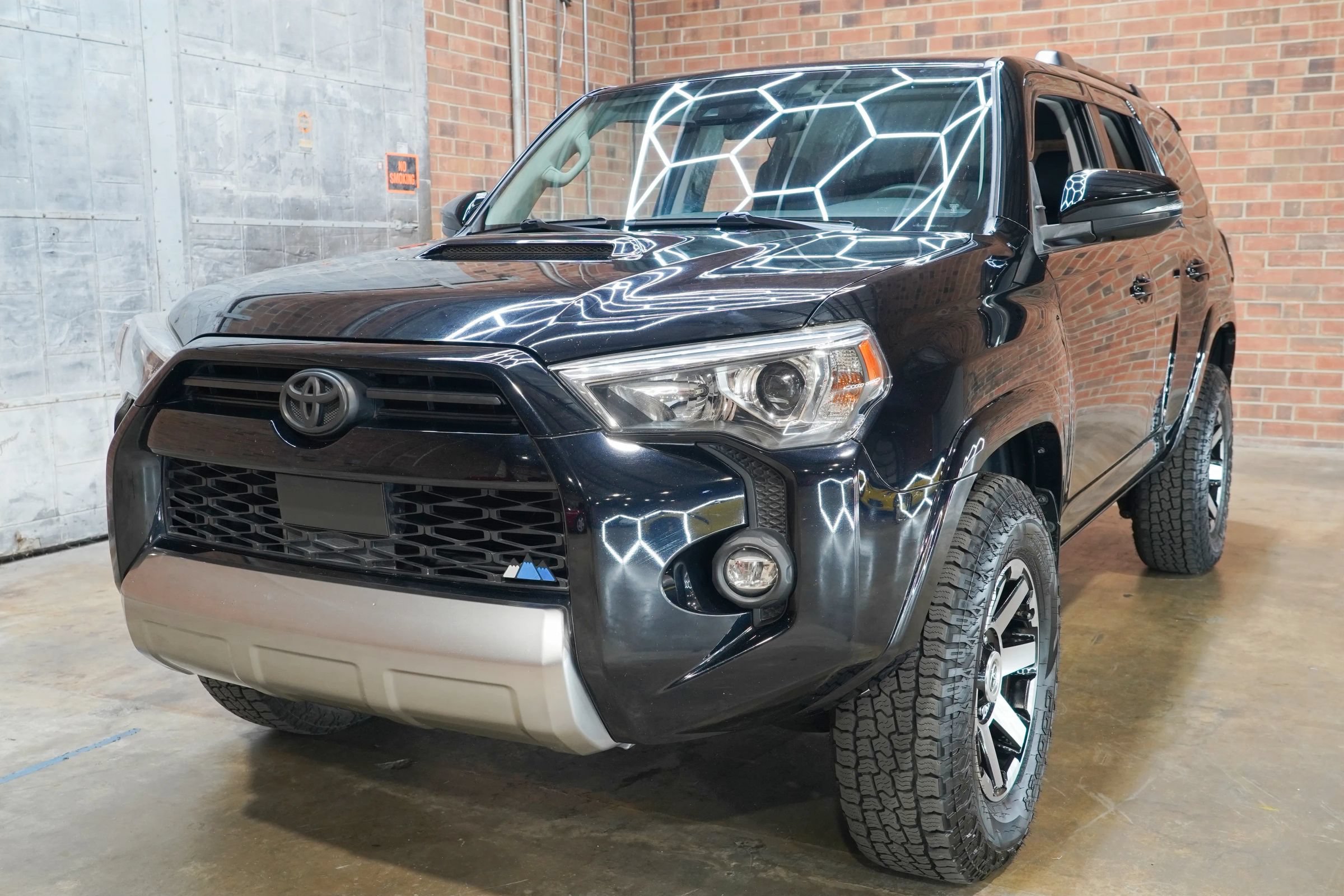 Used 2021 Toyota 4Runner TRD Off-Road Premium AWD/4WD image 5