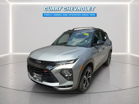 Used 2023 Chevrolet TrailBlazer RS w/ Convenience Package AWD/4WD image 3