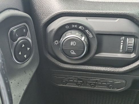 New 2026 Jeep Gladiator Sport AWD/4WD image 22