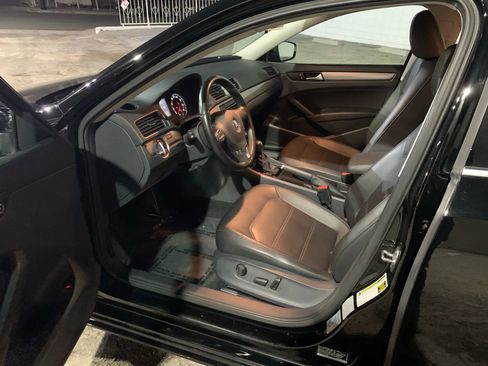 Used 2015 Volkswagen Passat 1.8T Limited Edition image 25