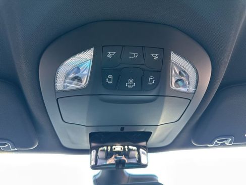 New 2026 Chrysler Pacifica Select image 49