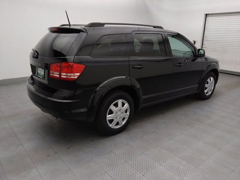 Used 2019 Dodge Journey SE FWD image 10