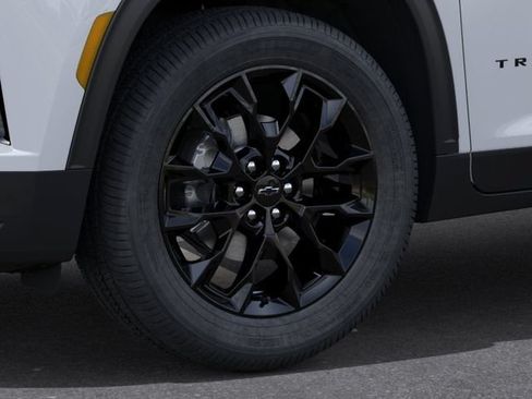 New 2026 Chevrolet Traverse LT w/ Midnight/Sport Edition FWD image 9