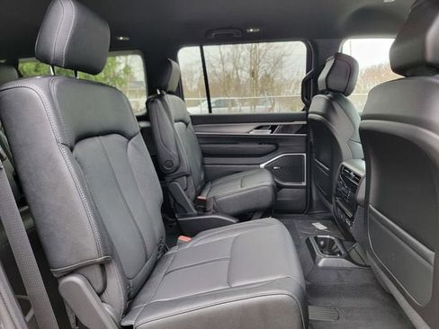 New 2026 Jeep Grand Wagoneer L Limited AWD/4WD image 23