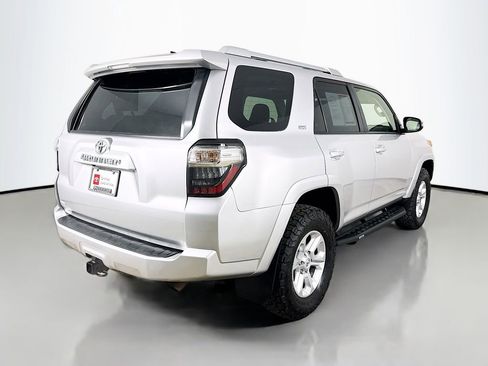 Certified 2018 Toyota 4Runner SR5 Premium image 7