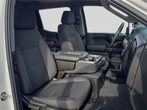 Used 2023 Chevrolet Silverado 1500 Custom image 25