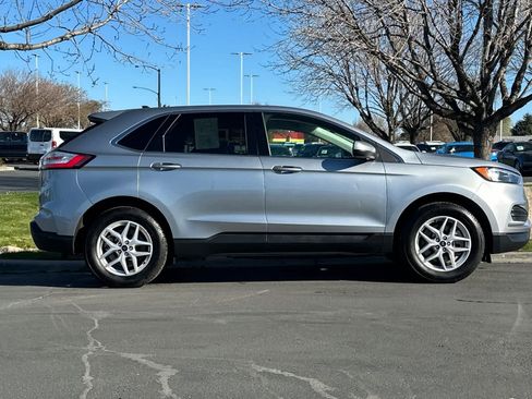 Certified 2024 Ford Edge SEL image 8