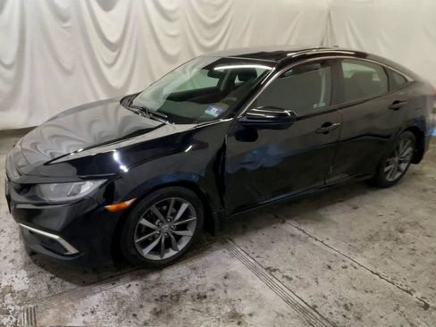 Used 2019 Honda Civic EX image 4