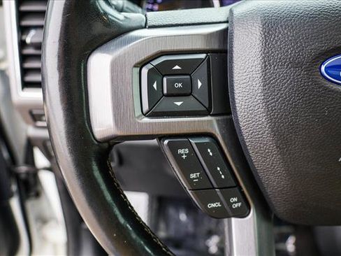 Used 2020 Ford Expedition Platinum image 14