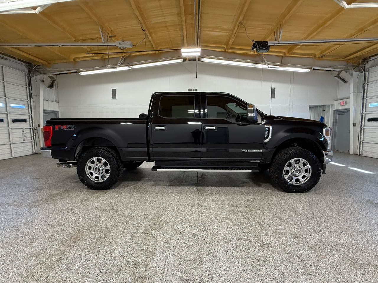 Used 2020 Ford F250 Lariat w/ Lariat Ultimate Package AWD/4WD image 5
