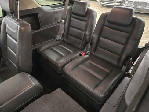 Used 2008 Ford Taurus X Limited image 9