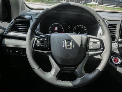 New 2026 Honda Odyssey Elite image 17