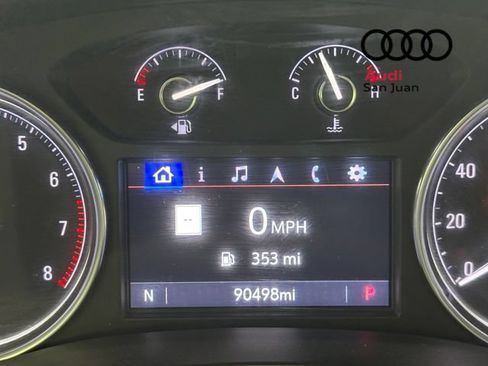 Used 2020 Buick Enclave Essence w/ Sound and Sites Package FWD image 13