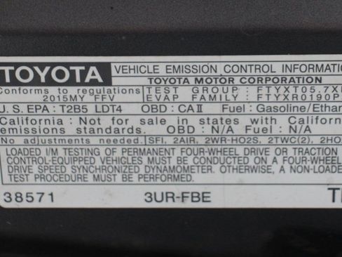 Used 2015 Toyota Tundra SR5 w/ TRD Off Road Package AWD/4WD image 12
