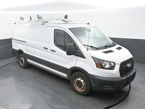 Used 2022 Ford Transit 250 Low Roof RWD image 13