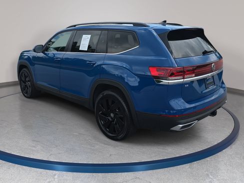 Certified 2026 Volkswagen Atlas SE w/ Panoramic Sunroof Package FWD image 7