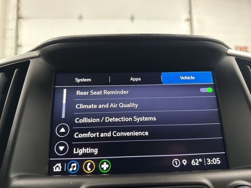 Used 2024 GMC Terrain SLT image 33