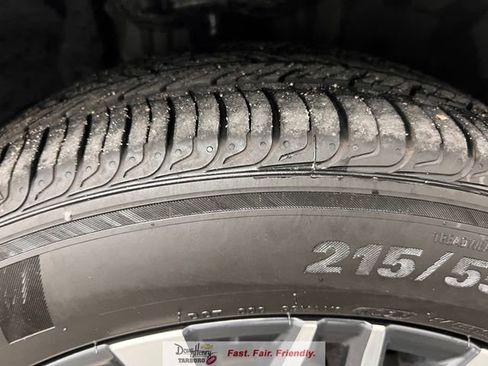 Used 2025 Nissan Altima 2.5 SV FWD image 19