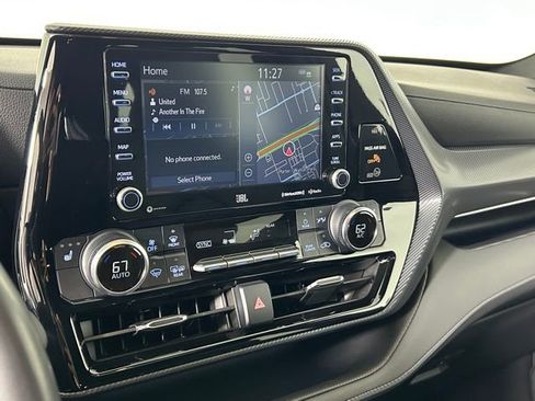 Used 2022 Toyota Highlander XSE image 27