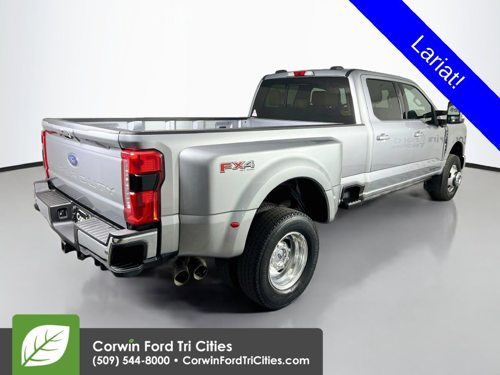 Used 2024 Ford F350 Lariat w/ Lariat Ultimate Package AWD/4WD image 15