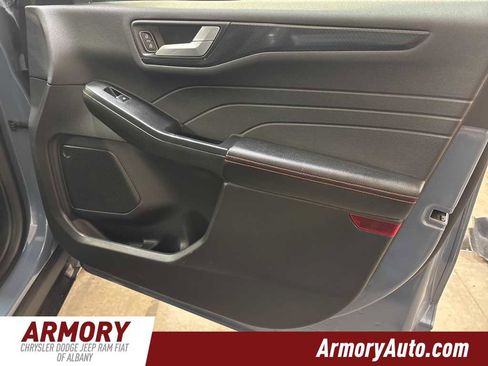 Used 2024 Ford Escape ST-Line image 35