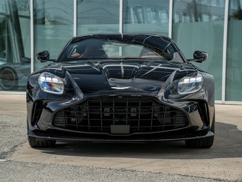 New 2025 Aston Martin V8 Vantage Coupe image 6