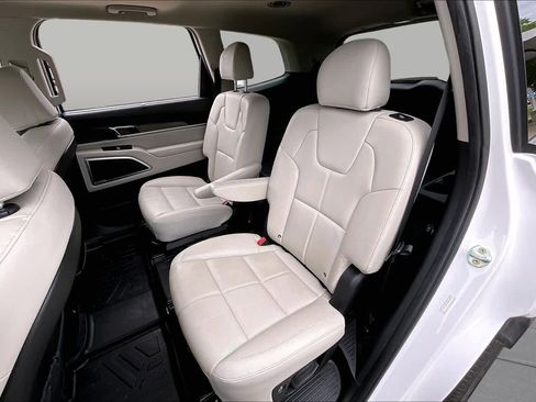 Used 2022 Kia Telluride EX w/ EX Premium Package AWD/4WD image 20