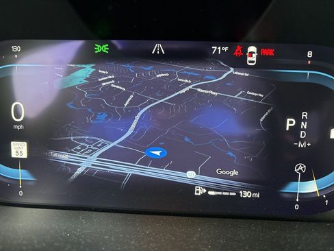 Used 2023 Volvo XC60 B5 Ultimate w/ Climate Package image 24