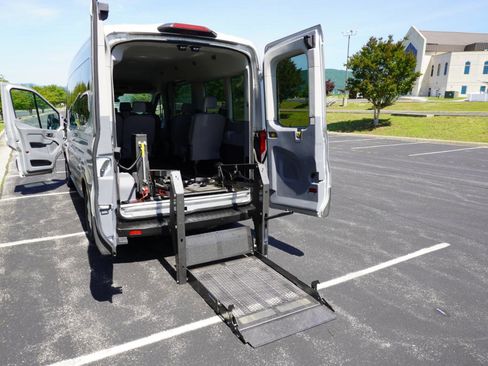 Used 2019 Ford Transit 350 XLT RWD image 32