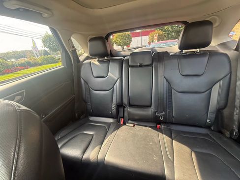 Used 2016 Ford Edge Titanium w/ Equipment Group 302A AWD/4WD image 10
