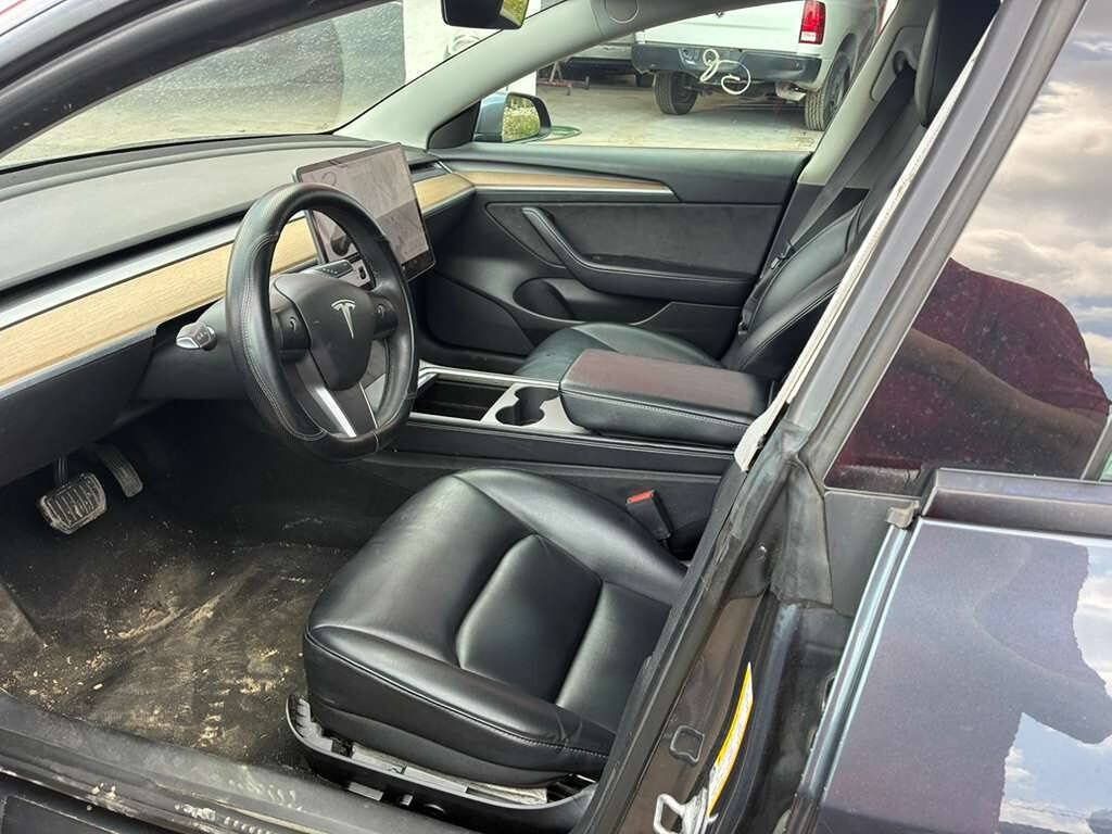 Used 2021 Tesla Model 3 Standard Range Plus RWD image 13