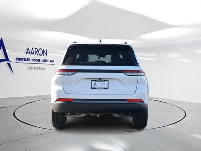 New 2026 Jeep Grand Cherokee Altitude