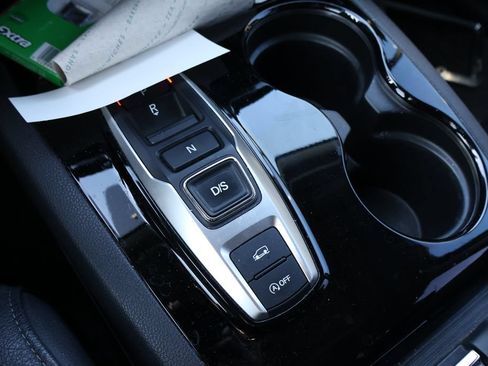 Used 2018 Honda Pilot Touring image 26