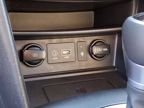 Certified 2021 Hyundai Kona Limited w/ Cargo Package image 17