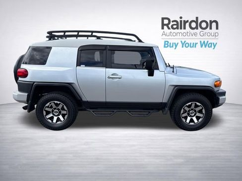 Used 2007 Toyota FJ Cruiser 4WD image 10