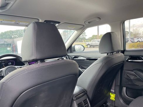New 2026 Kia Seltos S image 25