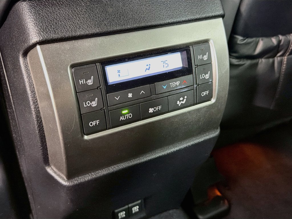 Used 2023 Lexus GX 460 Premium AWD/4WD image 26